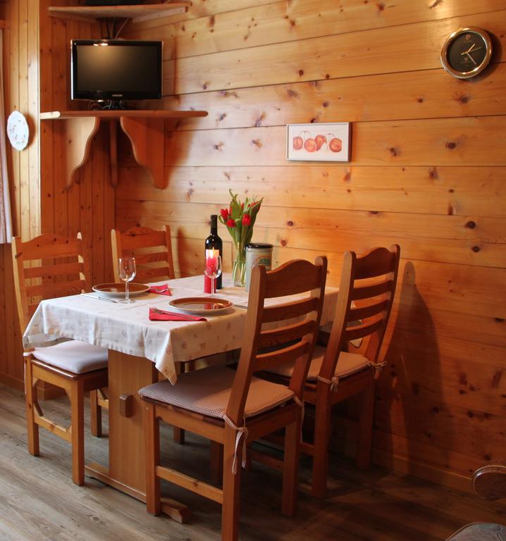 Ferienwohnung Haus Bel-Air Grächen Zimmer foto